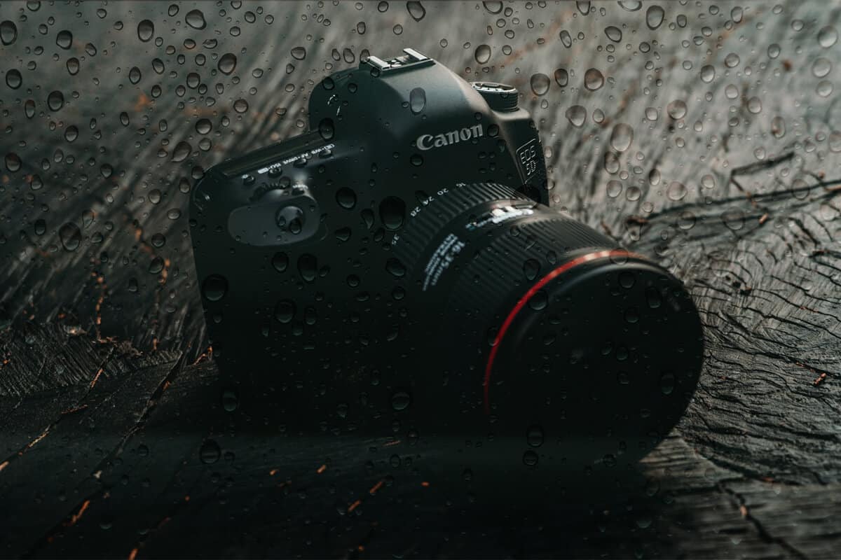 Are Canon cameras waterproof